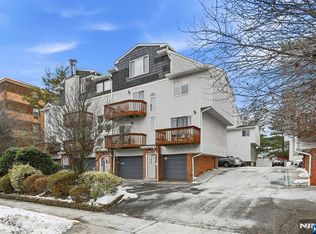 31 Fairmount Ave APT 16A, Hackensack, NJ 07601