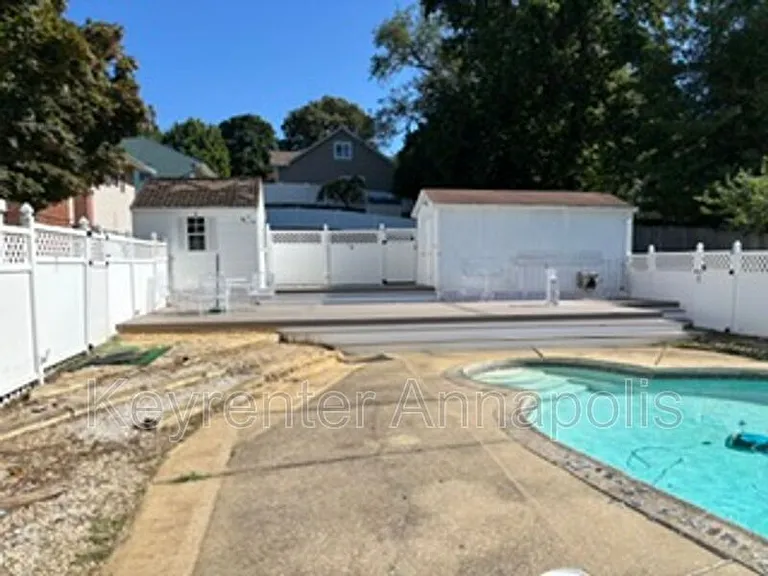 1185 Bayview Vis — Photo 8