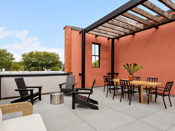 524 Halsey Street image 12 of 16