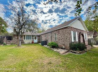 510 Jackson St, HAZLEHURST, MS 39083