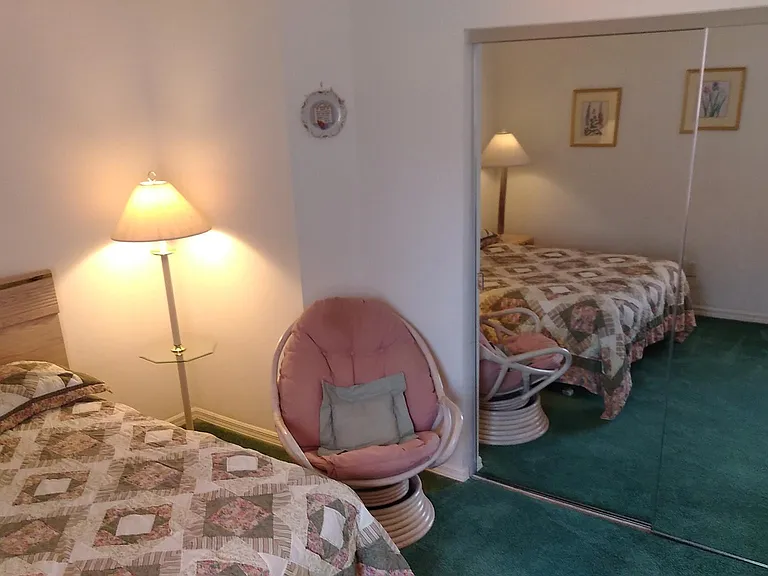 582 Windsor Sq #201 — Photo 24