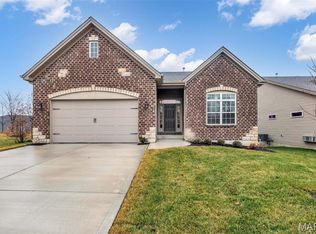 201 Keaton Woods Dr, O'Fallon, MO