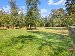 80 Hubbell Ln, Fairfield, CT 06824