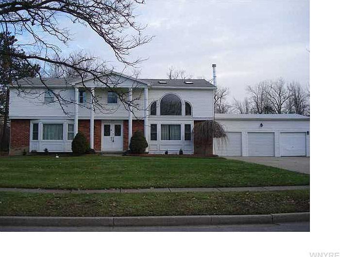 1st image of 139 Chapel Woods