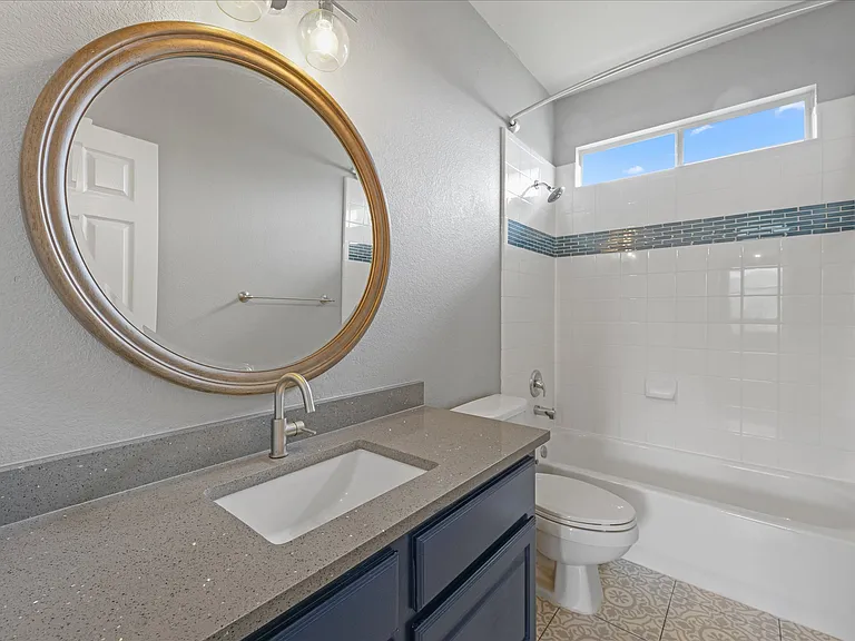 1535 Redeemer Rd — Photo 21