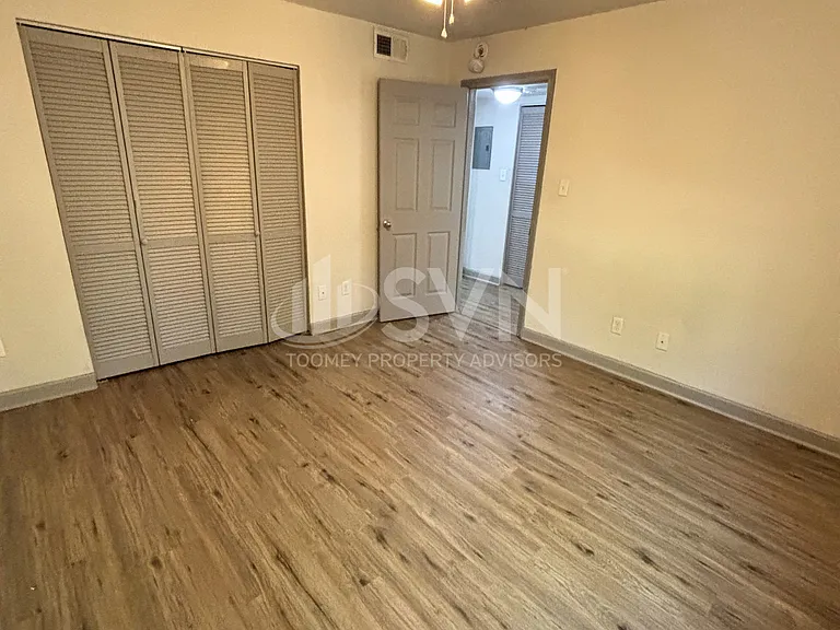 The Woodlands Apartments — Photo 10