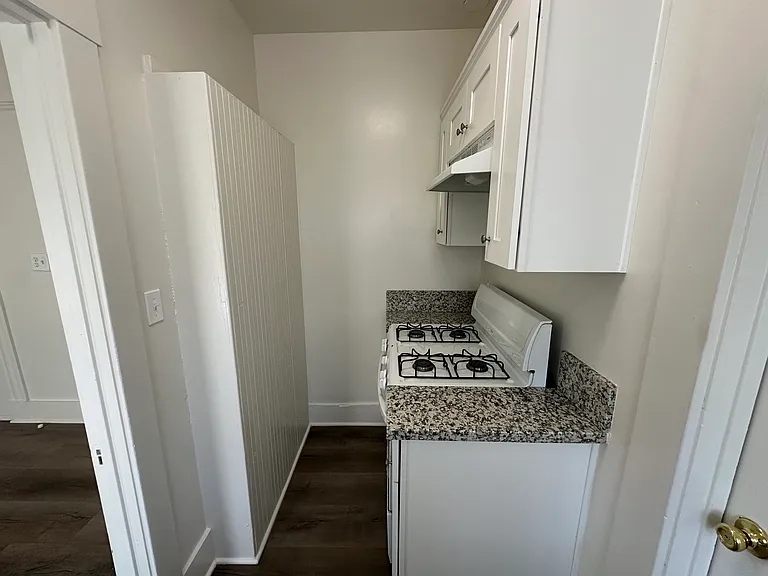 910 N Park Ave #3 — Photo 8