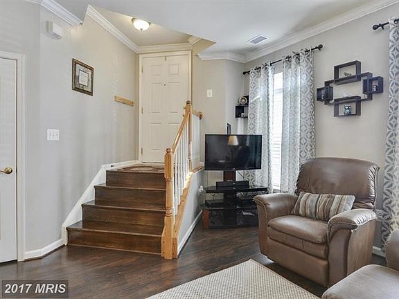 3rd image of 7113 Little Thames Dr #207