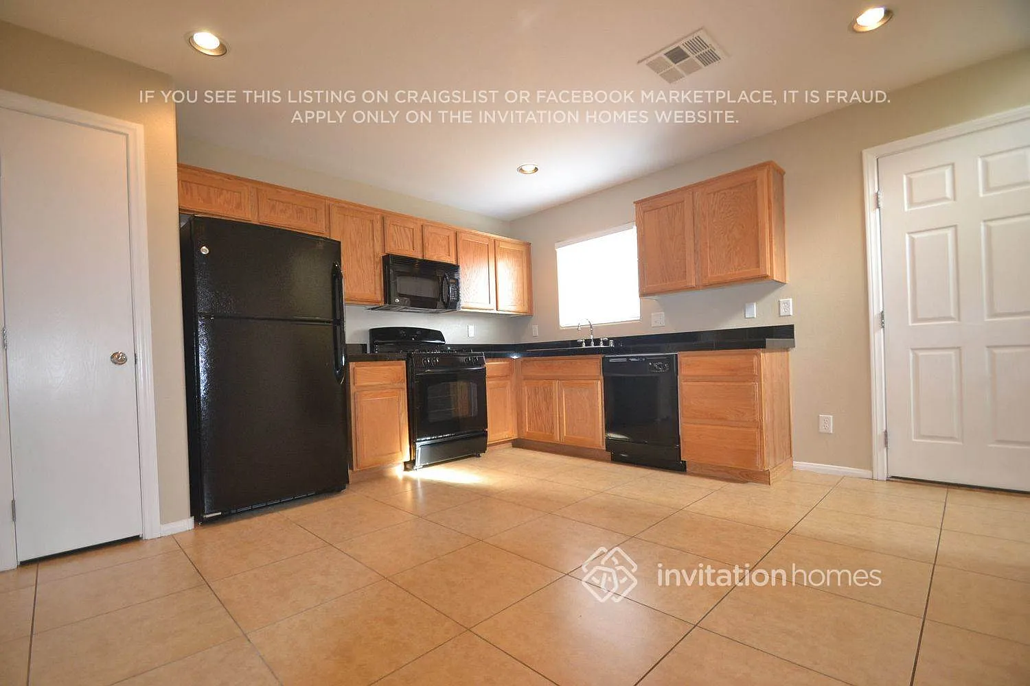 6098 Aripeka St Henderson, NV 89011 — Photo 4