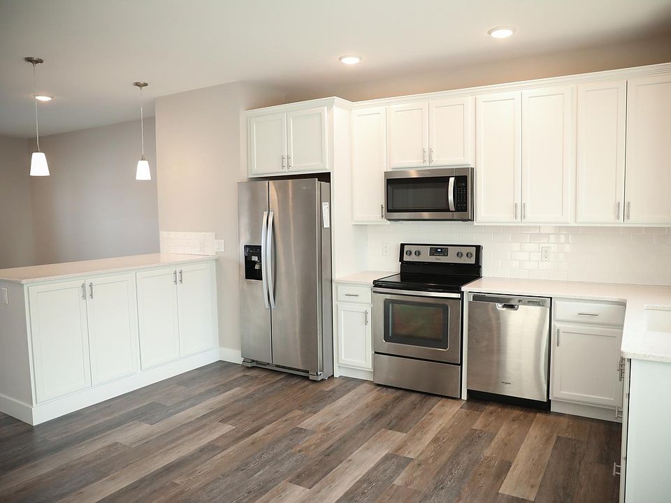 Highland Pointe 3635 Tanglewood Rd Bettendorf IA Zillow