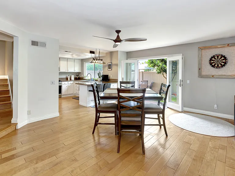 3 Holly Hill Ln — Photo 11