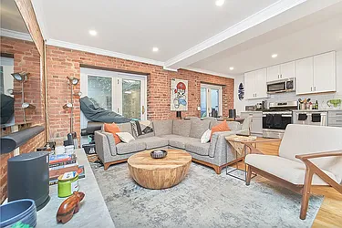 Rented by Living New York