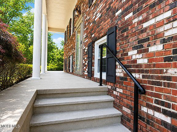 4th image of 19 Prescott Drive
