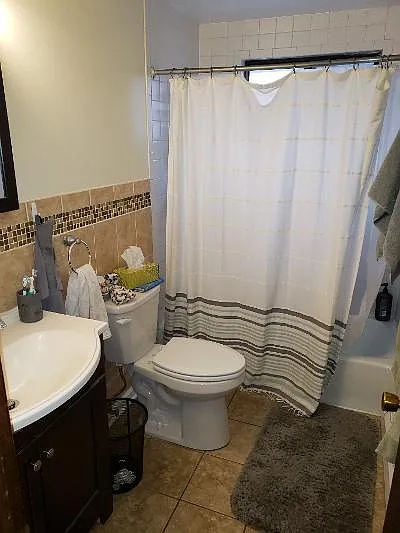200 Mead St #4 — Photo 8