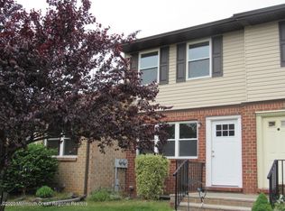 860 Shannon Ct, Brick, NJ 08724