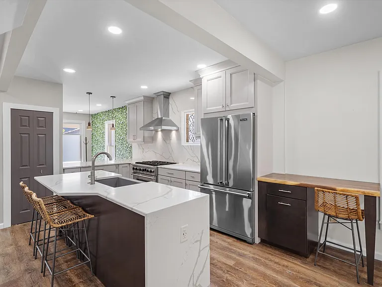 227 West St — Photo 14