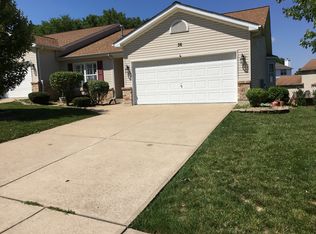36 Spring Gardens Ct, Saint Charles, MO