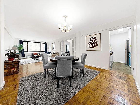 3rd image of 425 E 63rd St APT W11j