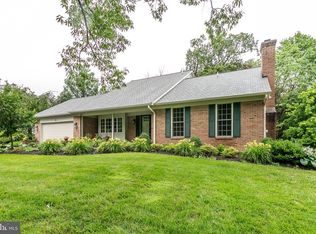 4 Stevensgate Ct, Baltimore, MD 21212