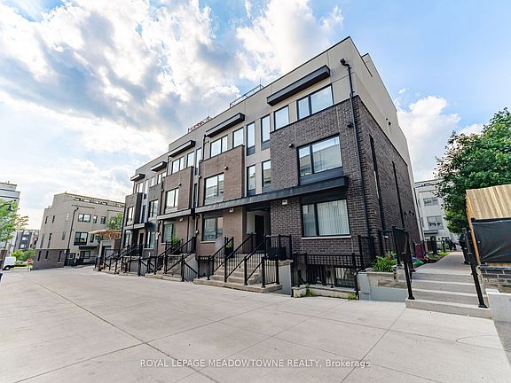 2nd image of 146 William Duncan Rd #12