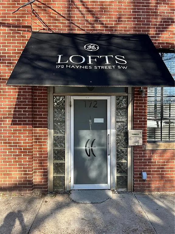 1 bed, 1.0 bath, 730 sqft, $1,500 — Photo 2