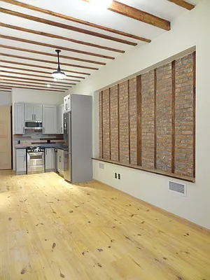 Rented by Hagstrom Management Inc | media 26