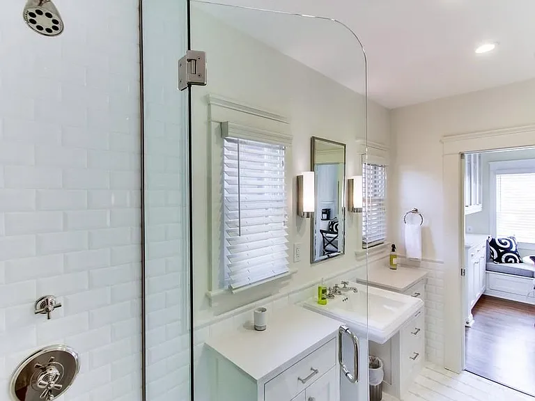 3317 Grim Ave — Photo 18