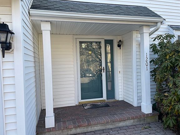 2nd image of 1201 Matthew Woods Dr #1201