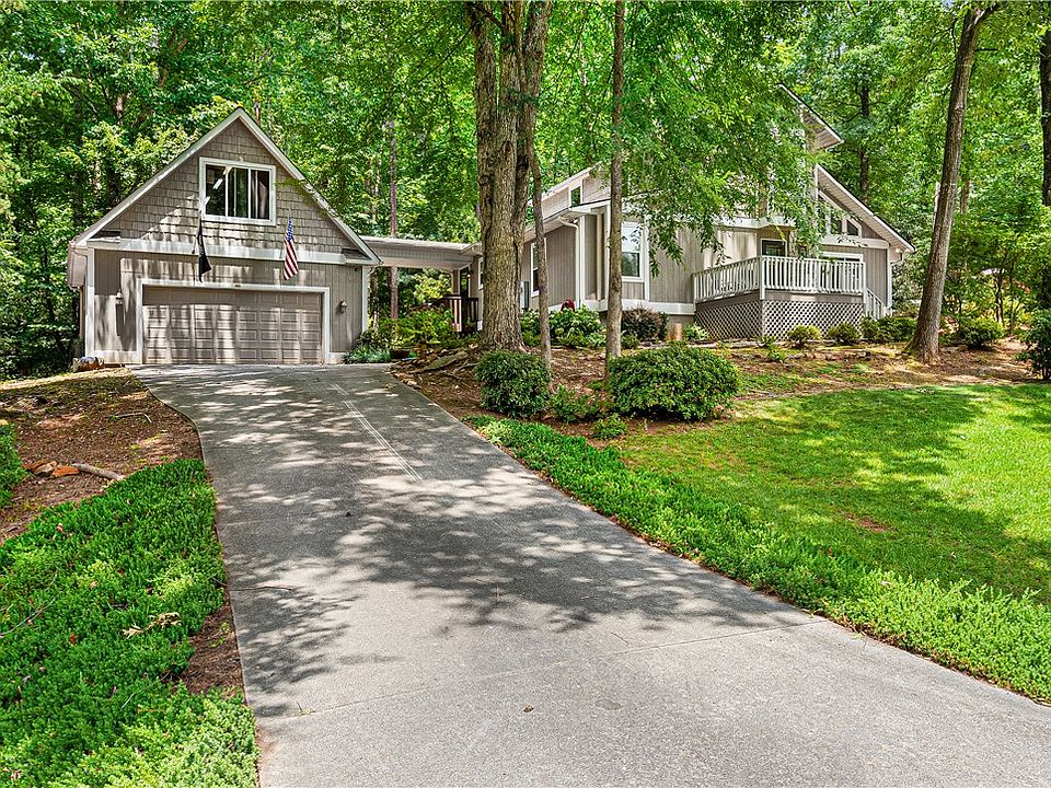 1st image of 139 Tulip Ln