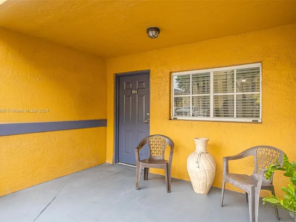 8270 SW 149th Ct Unit 10-104, Miami, FL 33193