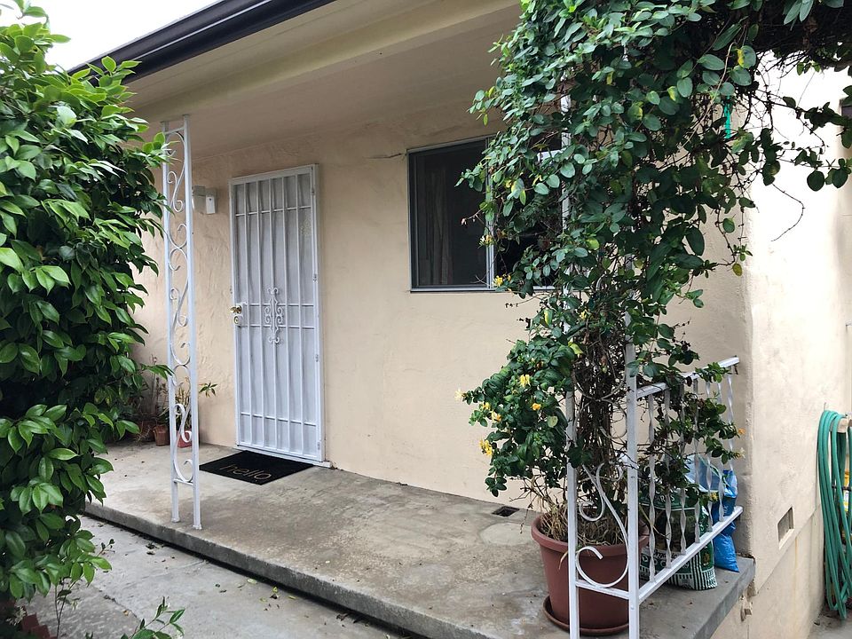 1st image of 3672 Texas St