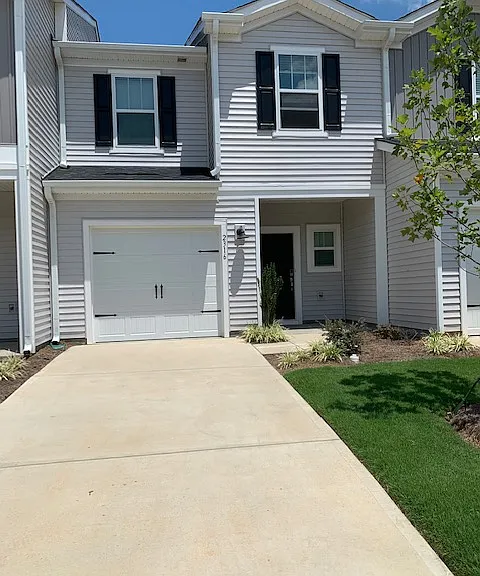 2316 Belterra Dr — Photo 1