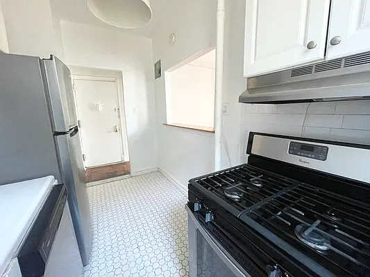 Rented by Pear NYC LLC | media 14