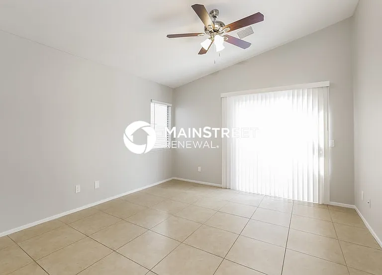 5351 Reardon Ct — Photo 13