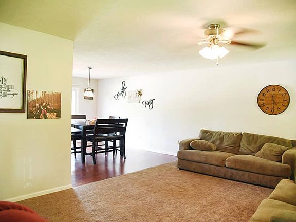 2nd image of 107 Skyline Dr