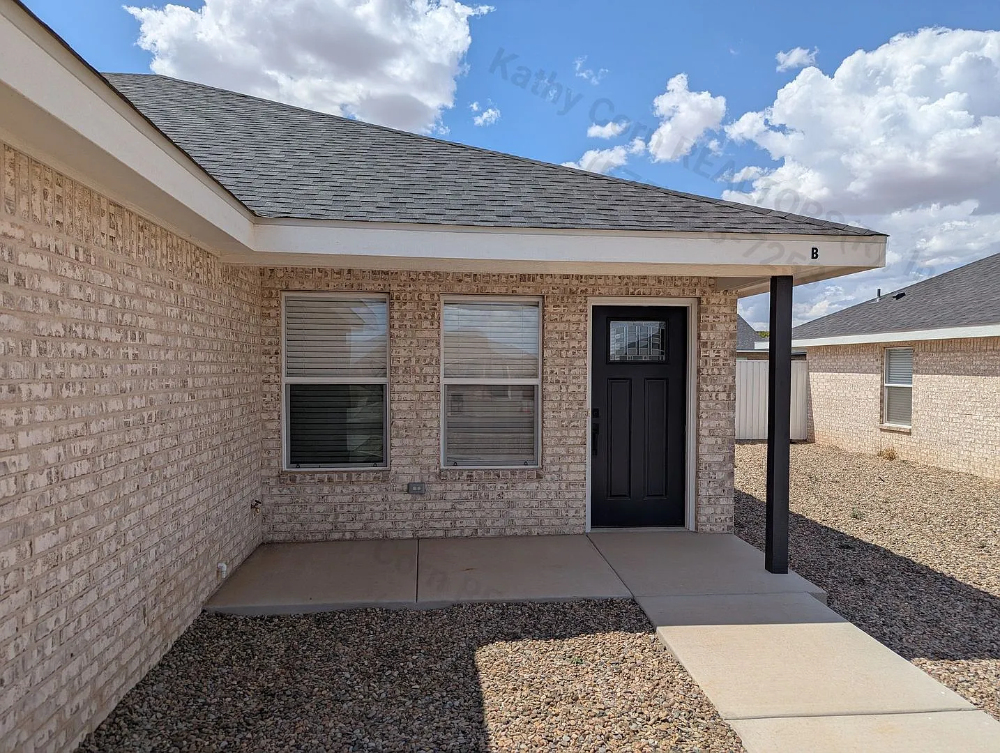 2 Bed, 2 Bath Units — Photo 2