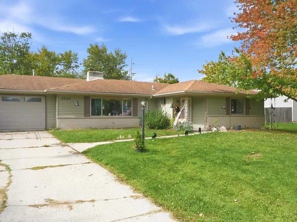 3721 Courtwood Dr, Fort Wayne, IN 46815