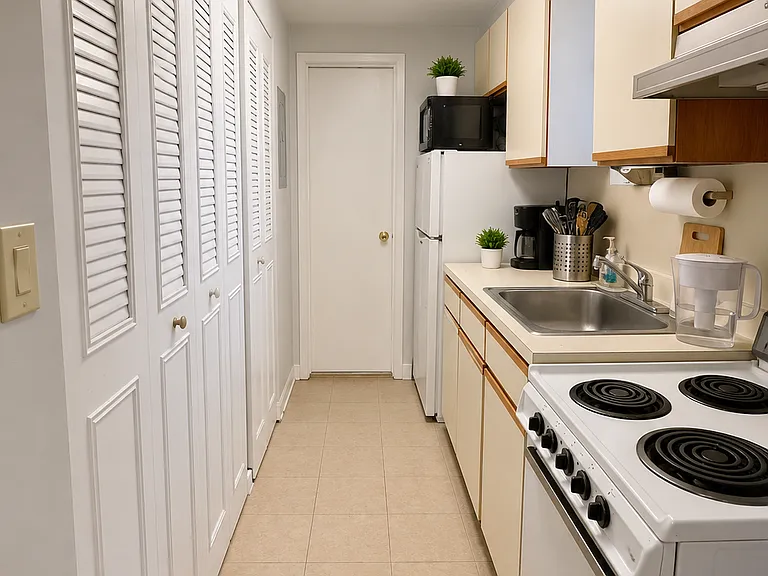 57-25 Van Horn St #2D — Photo 6