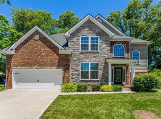241 Manitoba Ln, Lexington, KY 40515