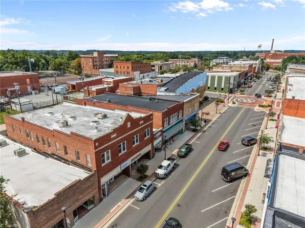 220 S Scales St, Reidsville, NC 27320