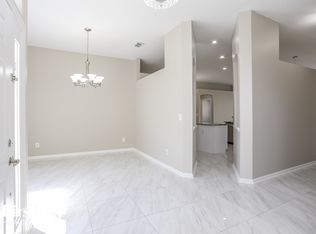 1416 E Summit Oaks Dr, Jacksonville, FL 32221