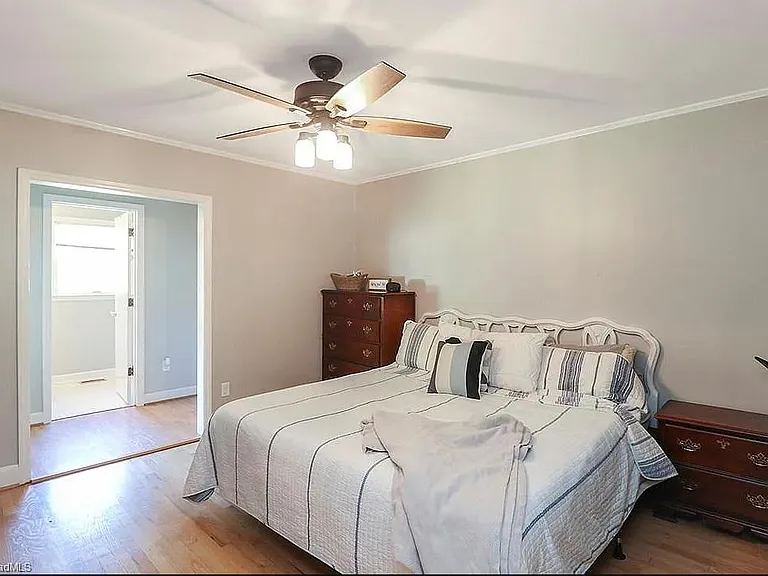 710 S 5th St — Photo 15