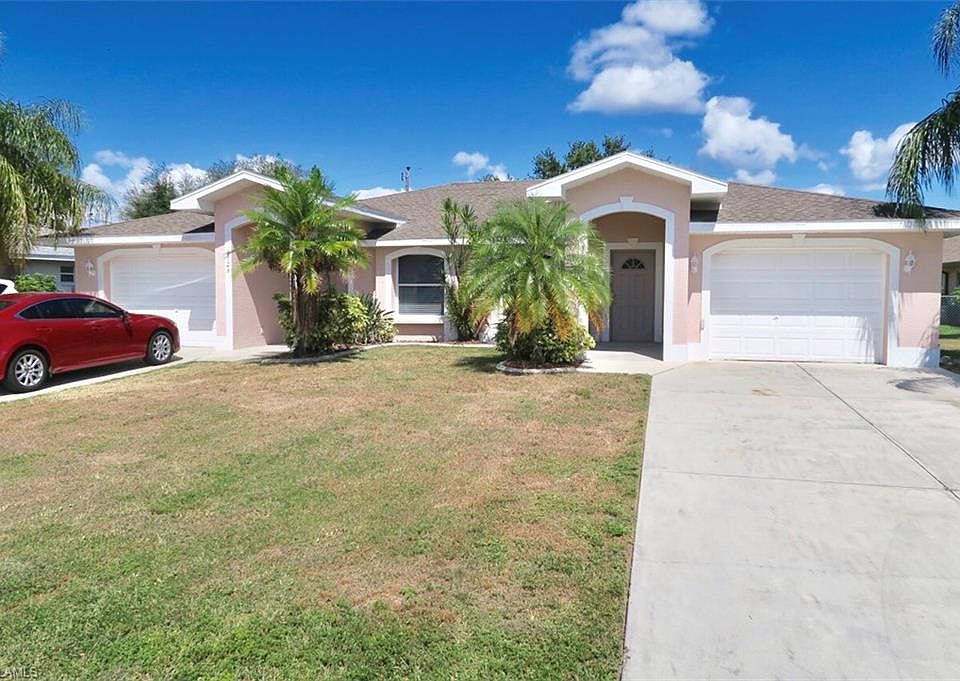 1st image of 3725 SE 9th Pl