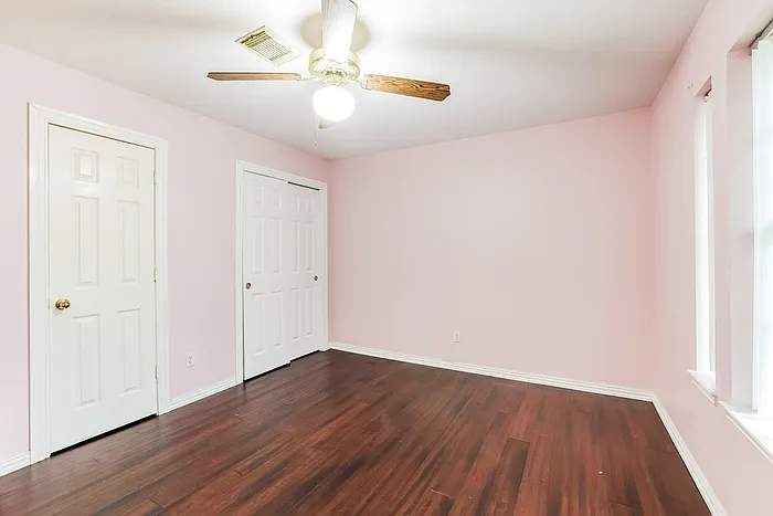 326 Dunford Ct — Photo 10