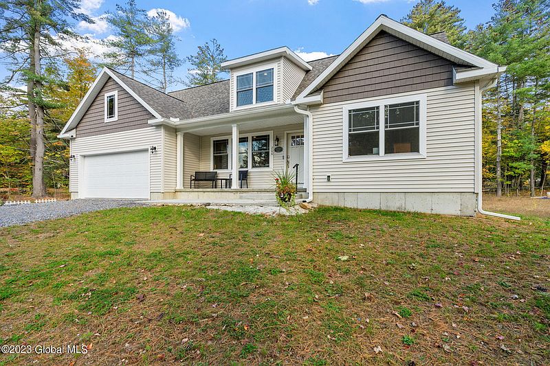 3rd image of 200 Greenfield Avenue