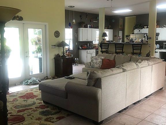5th image of 12111 NW 136th St