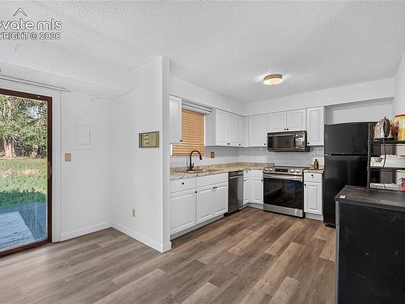 4th image of 4850 Windward Cir