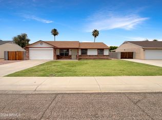 7214 W Sierra St, Emerald Isle, AZ 85345