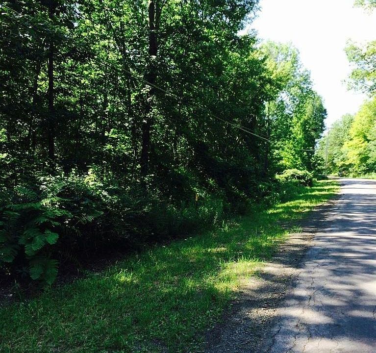 2nd image of Cemetery Hill Road