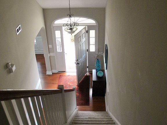 2nd image of 1104 Meadow Creek Rd